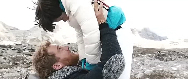 Горе 2017. В горы 2017 короткометражка. Горе 2017. Томми вайсо горе творец. Томми вайсо горе творец.